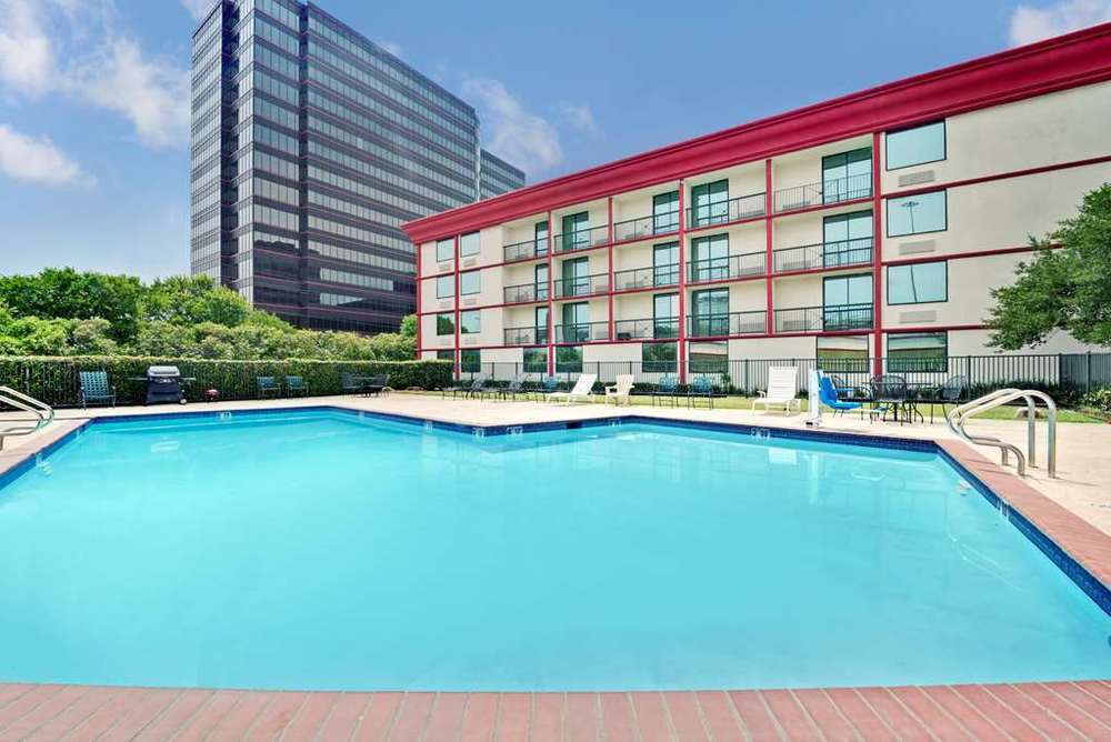 Clarion Hotel Park Central Даллас Удобства фото