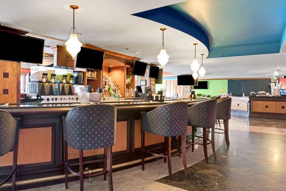Clarion Hotel Park Central Даллас Ресторан фото